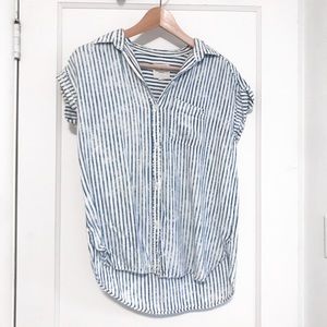 AEO Striped Button Down Short Sleeve Blue & White